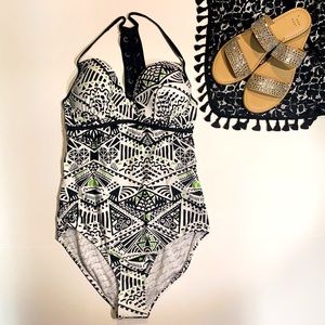 NWOT Marilyn Monroe One Piece Swimsuit